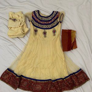 Girls Indian Dress - Salwar/Chudidar/Anarkali